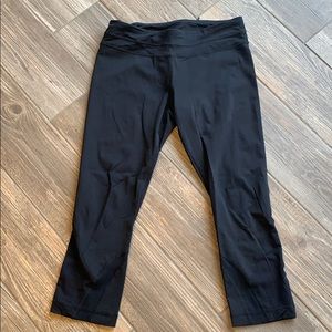 Lululemon Run Inspire Crop 8